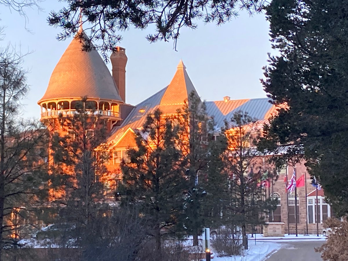 UWCUSA's tweet photo. Our Dean of Teaching and Learning shared this great sunrise picture of the Montezuma Castle on campus this morning. Good morning from #uwcusa! https://t.co/PiCfZ9YE9C