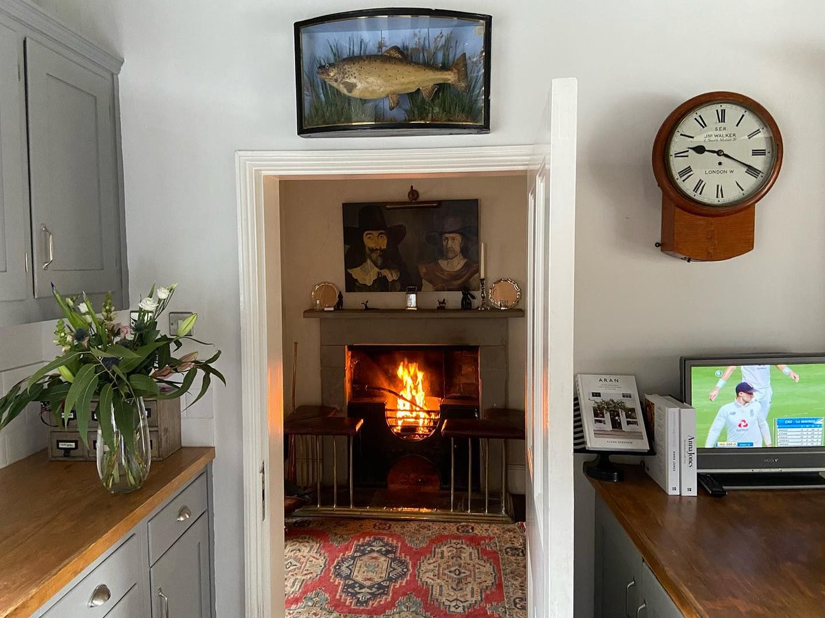 TheBBDirectory's tweet photo. 🌿 Hrempis Farm B&B! 🏡
Nestled in the picturesque village of Rempstone, Hrempis Farm B&B invites you to experience a haven of comfort and serenity on the Nottinghamshire and Leicestershire borders.
https://t.co/smsm6lYDVV
#TranquilBnB #WarmWelcome #Accommodation #Rempstone https://t.co/8fyg0OGZDw