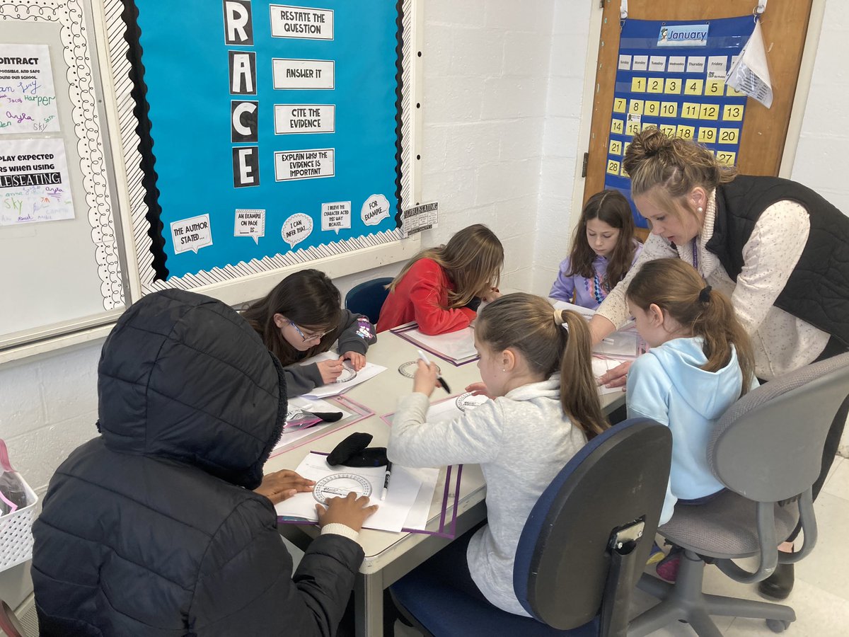 Mrs. Lehane’s and Ms. Williams’s 4th Grade Math students practicing their skills in their Math Centers. @MrsLehaneHAY <a href="/Miss_Williams__/">Miss Williams</a> #HAYNation