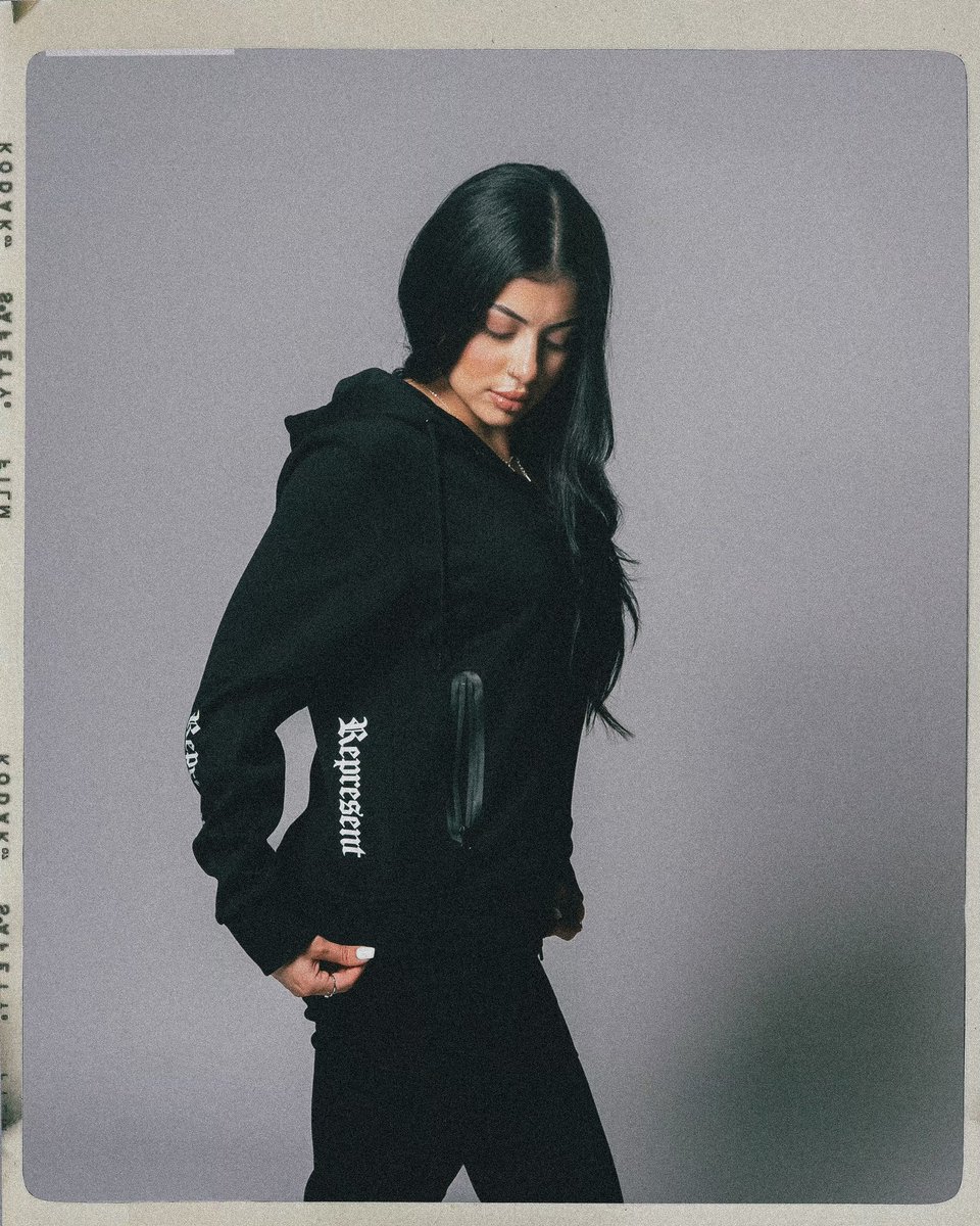 RepresentLTD's tweet image. TECH FLEECE TRACK SUIT // FULL SET

Our softest full track suit yet, available in black &amp;amp; white as well as blacked out // REPHARD.com

#represent #tracksuit #techfleece #joggers #rephard #neverestablished #alwaysforward #representclothing #madexreal

REPRESENT // REAL