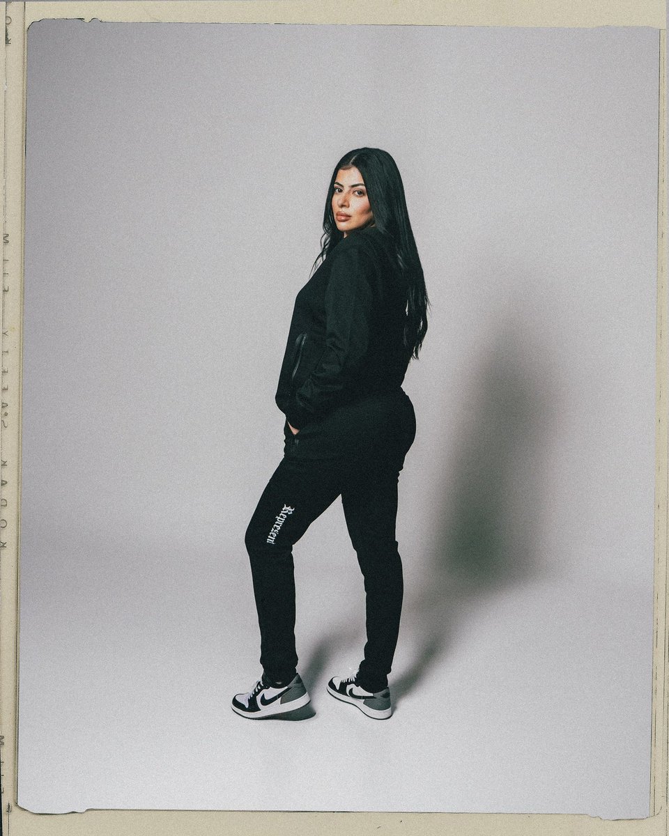 RepresentLTD's tweet image. TECH FLEECE TRACK SUIT // FULL SET

Our softest full track suit yet, available in black &amp;amp; white as well as blacked out // REPHARD.com

#represent #tracksuit #techfleece #joggers #rephard #neverestablished #alwaysforward #representclothing #madexreal

REPRESENT // REAL