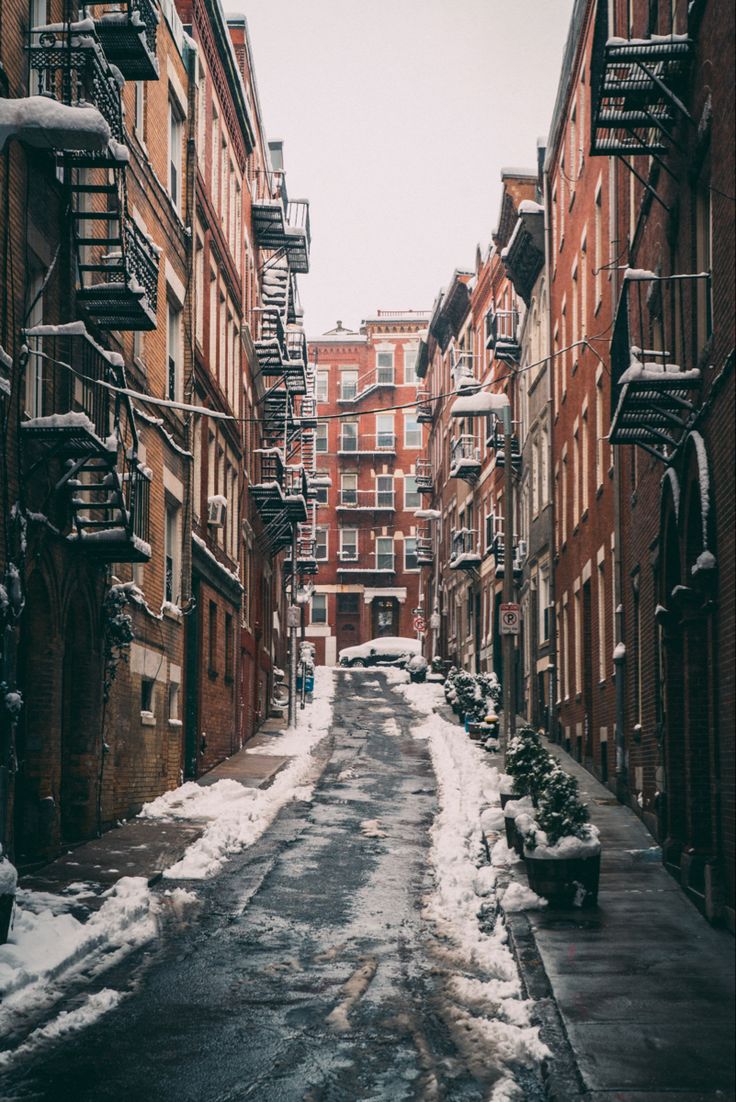 YONIVERSE20's tweet photo. Winter has come, #Boston https://t.co/xmWKiEPrUi