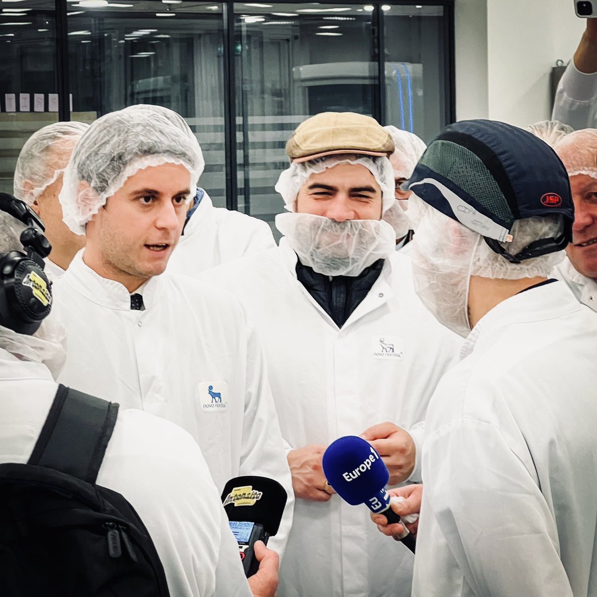 Félicitation à toi cher <a href="/GabrielAttal/">Gabriel Attal</a> ! 
cc <a href="/guillaumekasba/">Guillaume Kasbarian</a>