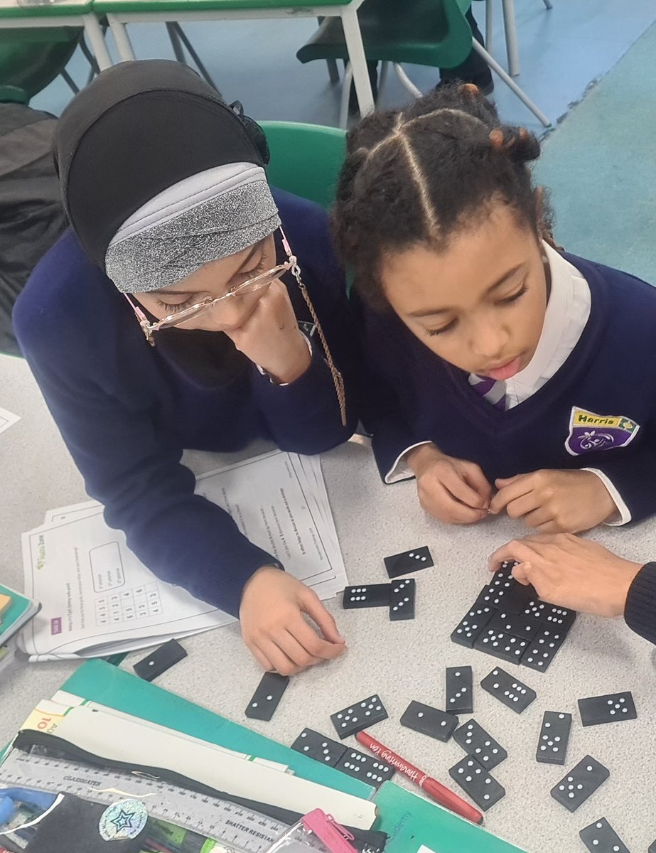HpaGreen's tweet photo. 🎉Exciting news from Beckenham Green!🎉 Mr C has launched his Wondermaths Club today, bringing more fun and enrichment to our maths curriculum.🧮📚 Can't wait to see our young mathematicians thrive in this new adventure and take on various competitions!🚀 #MathsEnrichment https://t.co/RxWtcujvKI
