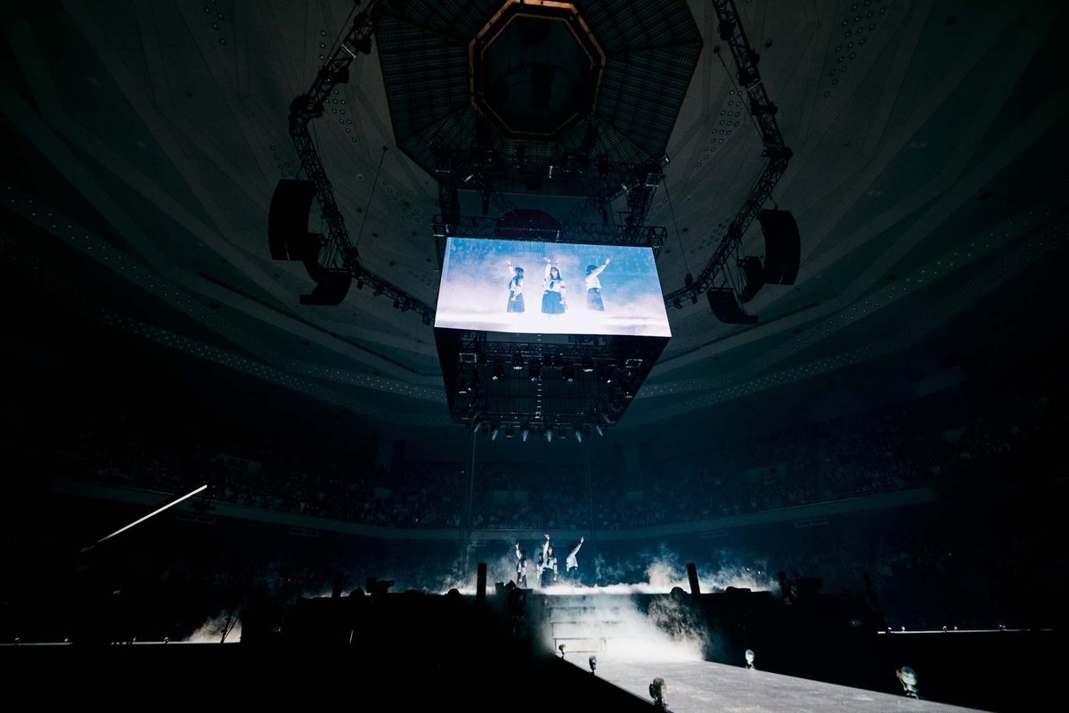 japanleaders's tweet photo. #青春襲来 #SEISHUNSHURAI 終演。
THANKYOU SO MUCH!
ありがとう 日本武道館！ 🔥🔥
THIS IS 新しい学校のリーダーズ !!!!! https://t.co/g4ACoBXcT4
