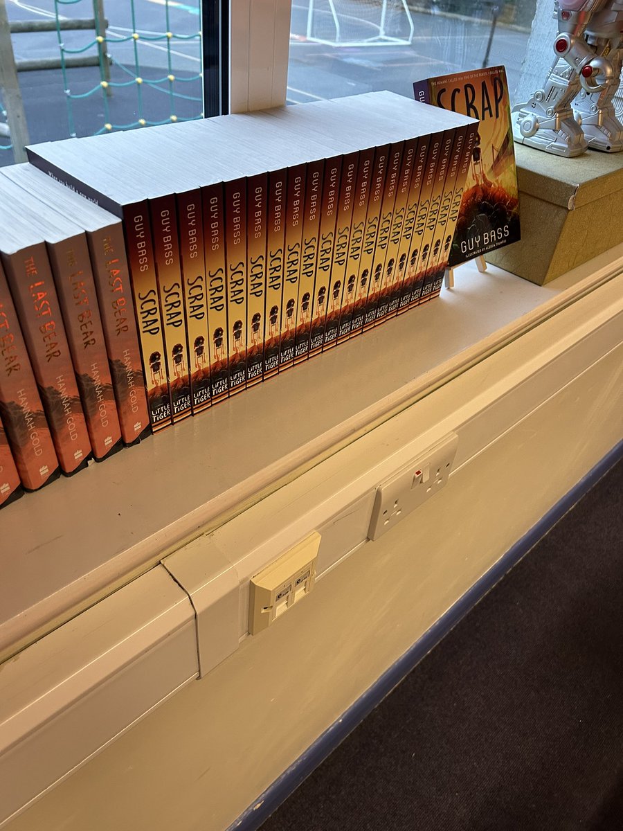 mattcoll15's tweet image. @GuyBassBooks our Year 4s start Scrap this week - they can’t wait!