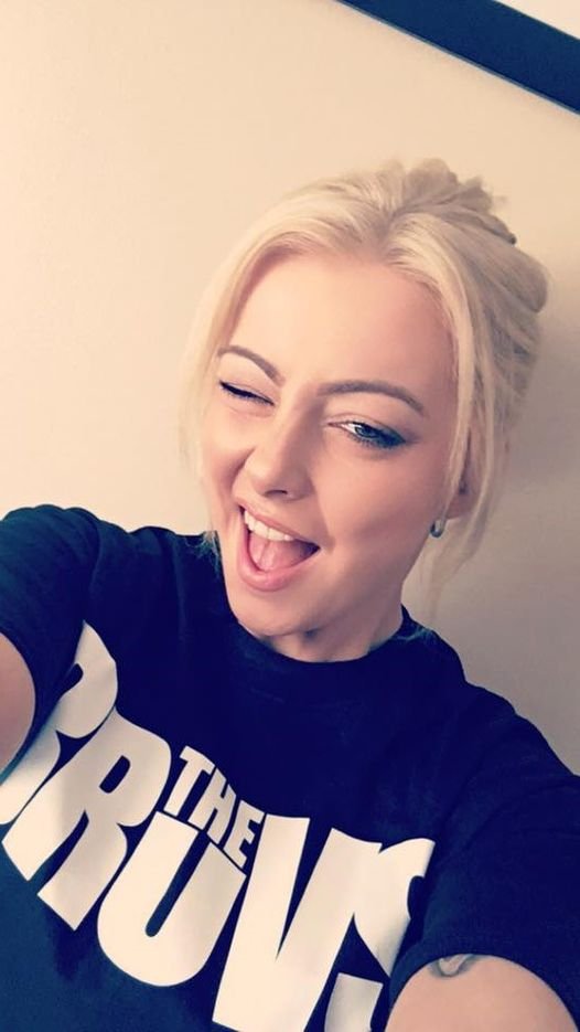 TheBruvsTV's tweet photo. Burn some #Christmas #calories .. Give us a #wink. Send us your finest #winking pics and be part of #WednesdayWinkDay with #TheBruvs
we also do #comedy #cartoons
SUBSCRIBE TO THEBRUVS YOUTUBE CHANNEL https://t.co/Qvl3oGiJ81
#dothumbthing #beawinker https://t.co/nq8OCLBIuT