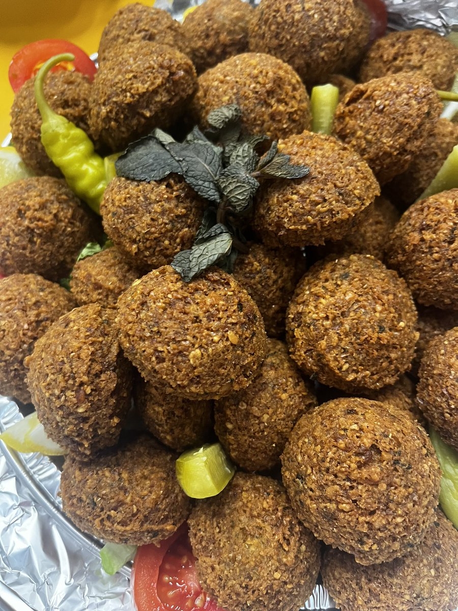 A HUGE thank you to <a href="/Hampdenpta/">Hampden Gurney PTA</a> for providing all staff with lunch from Maroush today! Another reason why HG is such a special place to be… an AMAZING PTA!! 🙏❤️