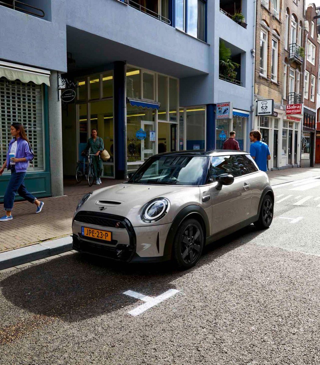MINImexico's tweet photo. Sabes que va a ser épico cuando cada detalle interior se ve así. 👀🫰
Configura tu nuevo hatchback, ahora: : https://t.co/5yVUmZpDnh
#MINI3Puertas #MINIHatch #MINIMexico https://t.co/j80G8djHbr