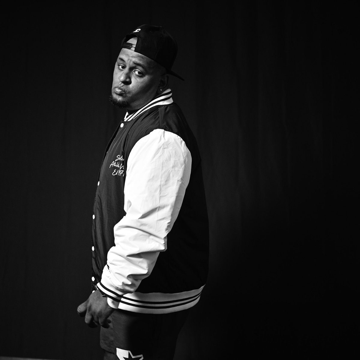 Excellence is not a skill, it's an attitude. 💱

LAVIS VISUALZER COMING SOON 🎥