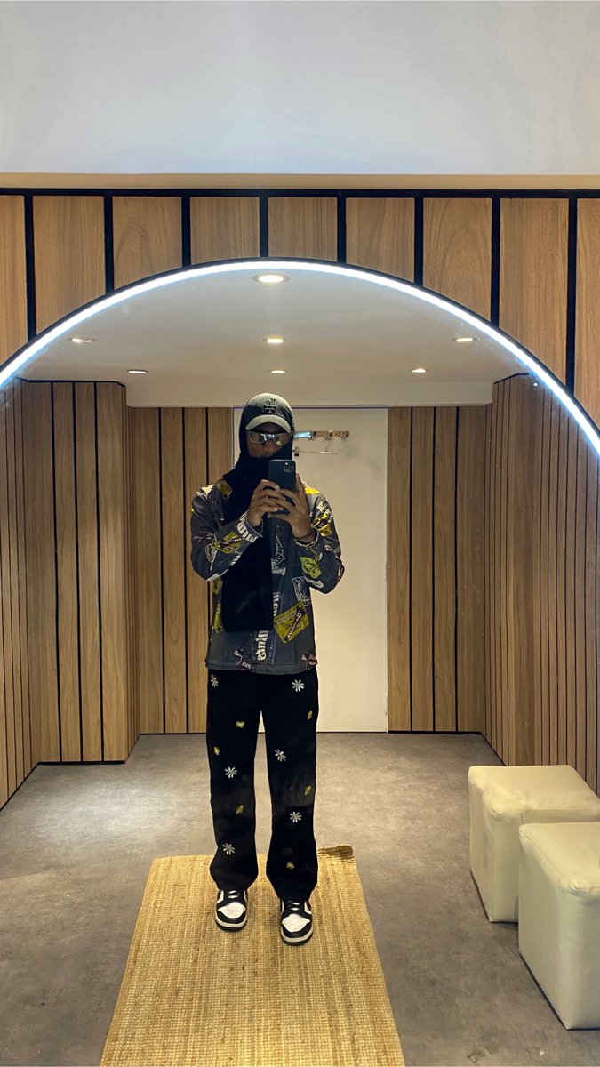 M2vvd_'s tweet photo. 🥷"" https://t.co/T1QPKrEqu6