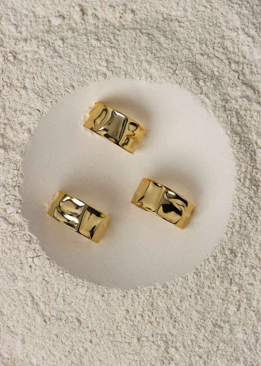 UGC LINK tweet media