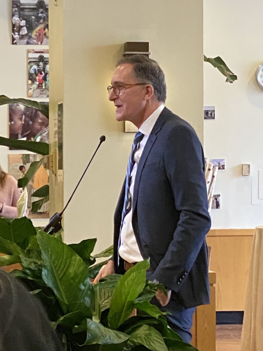 Exciting to officially welcome the amazing <a href="/BaccarelliAA/">Andrea Baccarelli</a> as dean of <a href="/HarvardChanSPH/">Harvard T.H. Chan School of Public Health</a>