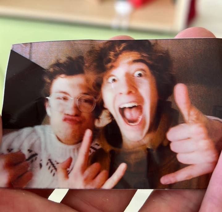 теперь в кошельке всегда эта фотография. моя семья. ❤️