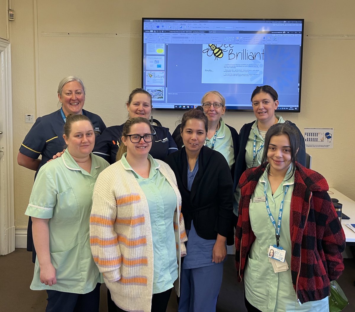 LeonardLero's tweet photo. @sarah_annsankey @MonicaLennon20, Val Mcguigan and Caerys from HR joined us in giving a very warm (2’C 🥶) welcome to our January cohort of HCSWs @NorthMcrGH_NHS! Thank you for choosing to work here at NMGH! https://t.co/md9lRkICEW