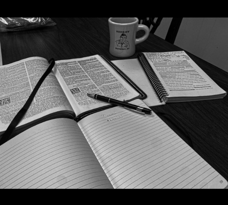 MoatesJoseph's tweet image. Working on a new series for A Word for the Wilderness … Stay tuned!
#w4w #podcast #series