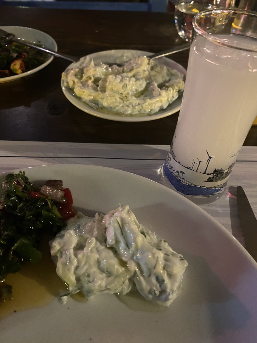 Bar58591496's tweet photo. Hadi içelim o zaman https://t.co/Tg7Ubz0eBT