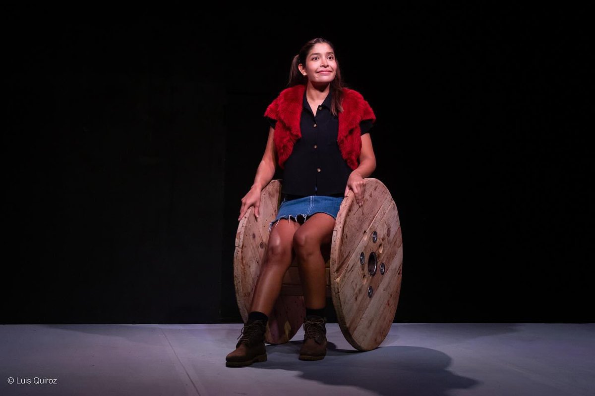 sanahedifusion's tweet image. La historia de una joven a la que desde pequeña nombran así, pero cuando tiene que emprender su propio camino, su vida cambia.

Hoy no te pierdas la ÚNICA FUNCIÓN de #Tonta, 8 pm en el @ForoShakespeare.
¡Boletos en taquilla! 🎫