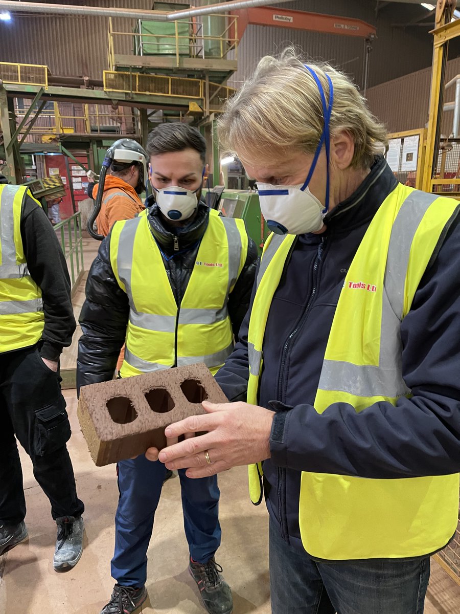 Bershambricks's tweet photo. L2 Bricklaying students @colegcambria on a visit to the Michelmersh brick plant at Telford @mbhplc  massive thank-you from the students for your tour and donating bricks. https://t.co/tBkJ1vS4rb