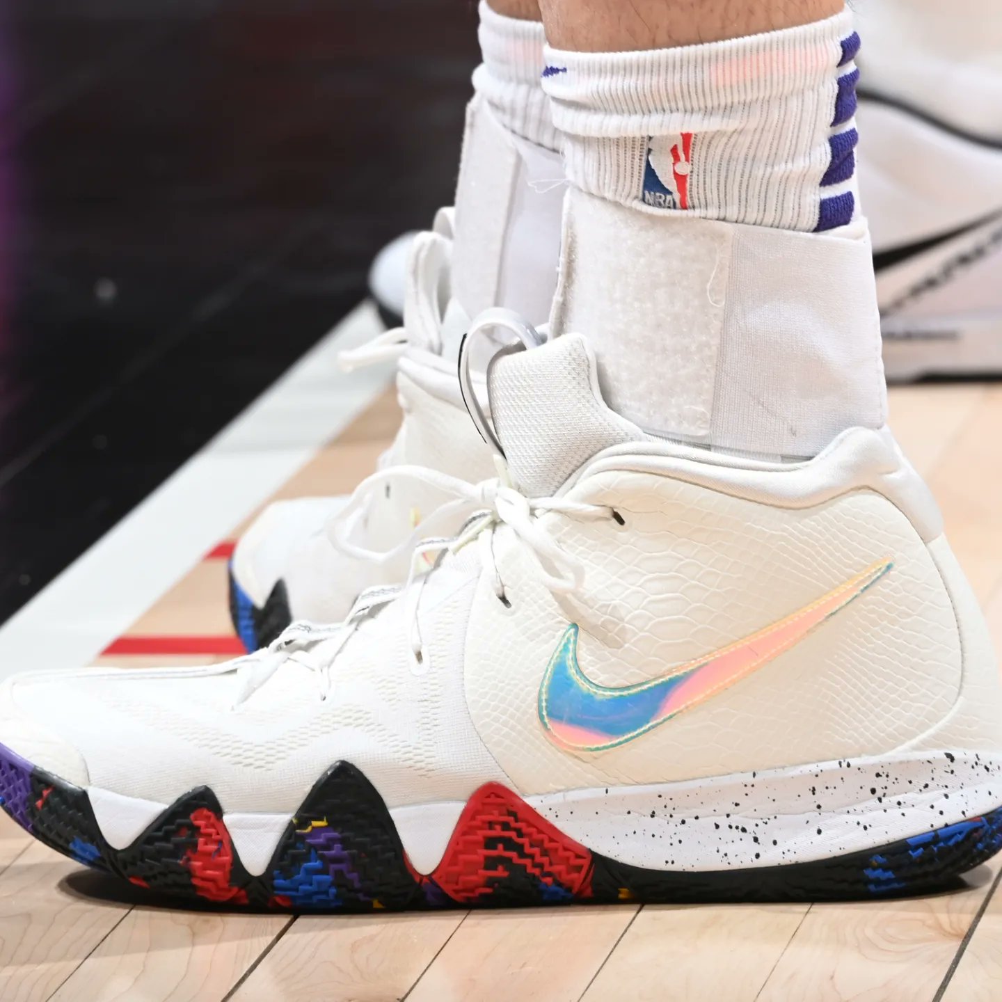 Kyrie top 4 elite
