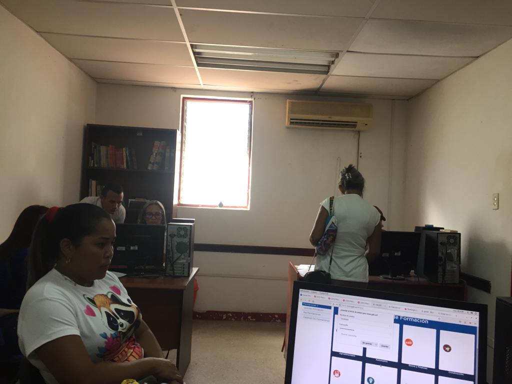 Inces_Guarico2's tweet photo. #9Ene | El Inces en Guárico avanza con registro en plataforma "Edúcate en Venezuela Mujer" como parte de la Gran Misión Venezuela Mujer,  que busca el empoderamiento personal y profesional de las féminas a través del acceso a la educación multimodal.
#FórmateEnElInces https://t.co/k5iGeFDwzX
