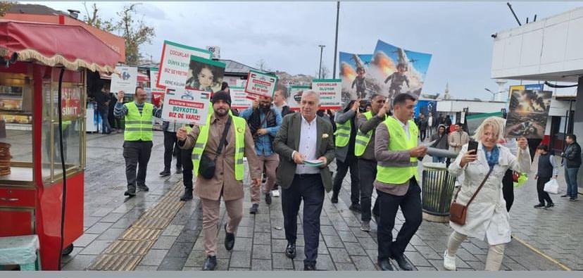 #GAZZE ye MÜSLÜMANLAR üzerinden çekilen operasyonu doğru okumak lazım 
Hedef TÜRKİYE bunu görmek lazım 
Metin Külünk 
<a href="/RTErdogan/">Recep Tayyip Erdoğan</a> <a href="/mkulunk/">Metin KÜLÜNK</a>