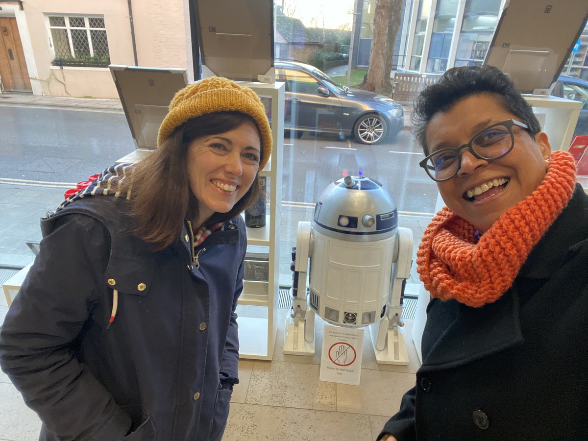 Thank you @TheNovium for a great tour around the Museum. We had a wonderful time & will certainly be encouraging our wards to make a visit to see the current #Starwars exhibition. #Maytheforcebewithyou @JessBrownFuller @AdrianGMoss @ChichLibDems @ChichesterDC