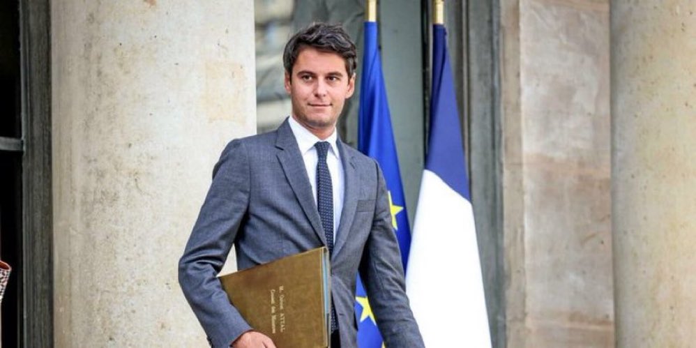 zaheerawan's tweet photo. Gabriel Attal, at 34, becomes France's youngest PM. Could we ever see someone this young as PM in #PAkistan? #GabrielAttal #YoungestPM
#PTI #PMLN https://t.co/xZ2z3x0GmC