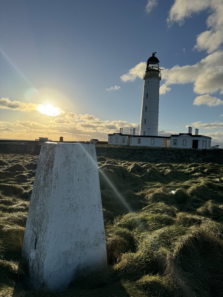 Our first private charter of the year! 💙 Today we headed to the beautiful island of Orsay It was a cold day but we had the bright winter sun joining us ☀️ It is an absolutely stunning lighthouse We even spotted a white-tailed eagle, curlew and plenty of grey seals! 🦭