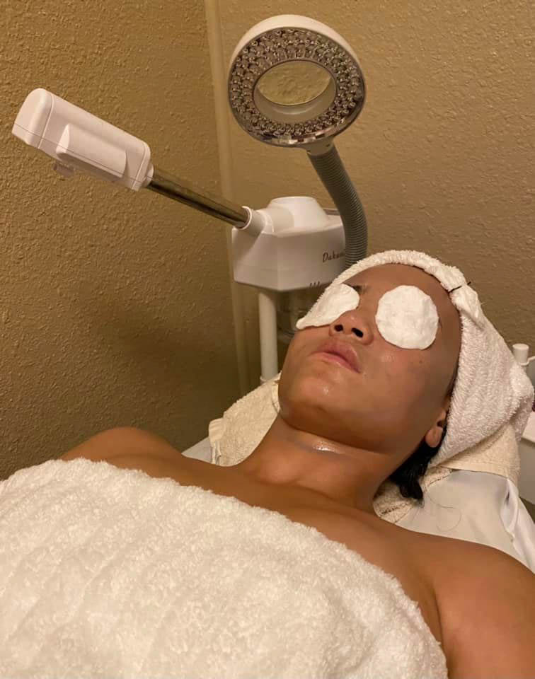 SaritaThreadSpa's tweet photo. Our team is skilled in various facial techniques and uses only the highest quality products and equipment to ensure that you look and feel your best. Book an appointment today.

#Facials #SaritaBeautyThreadingAndSpa https://t.co/ATDZj92aTX https://t.co/cOQ4PIPJvA