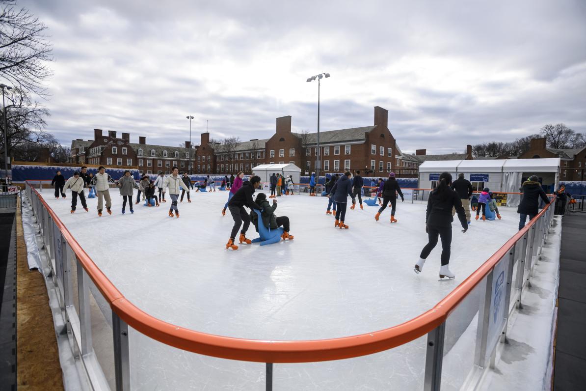 Alumni, join us on Saturday, January 20 for an exclusive Alumni Day at the Homewood Ice Rink for a fun winter experience, winter treats, and specialty giveaway items! Pick your time slot, register, and complete the electronic waiver: bit.ly/41LRDwF