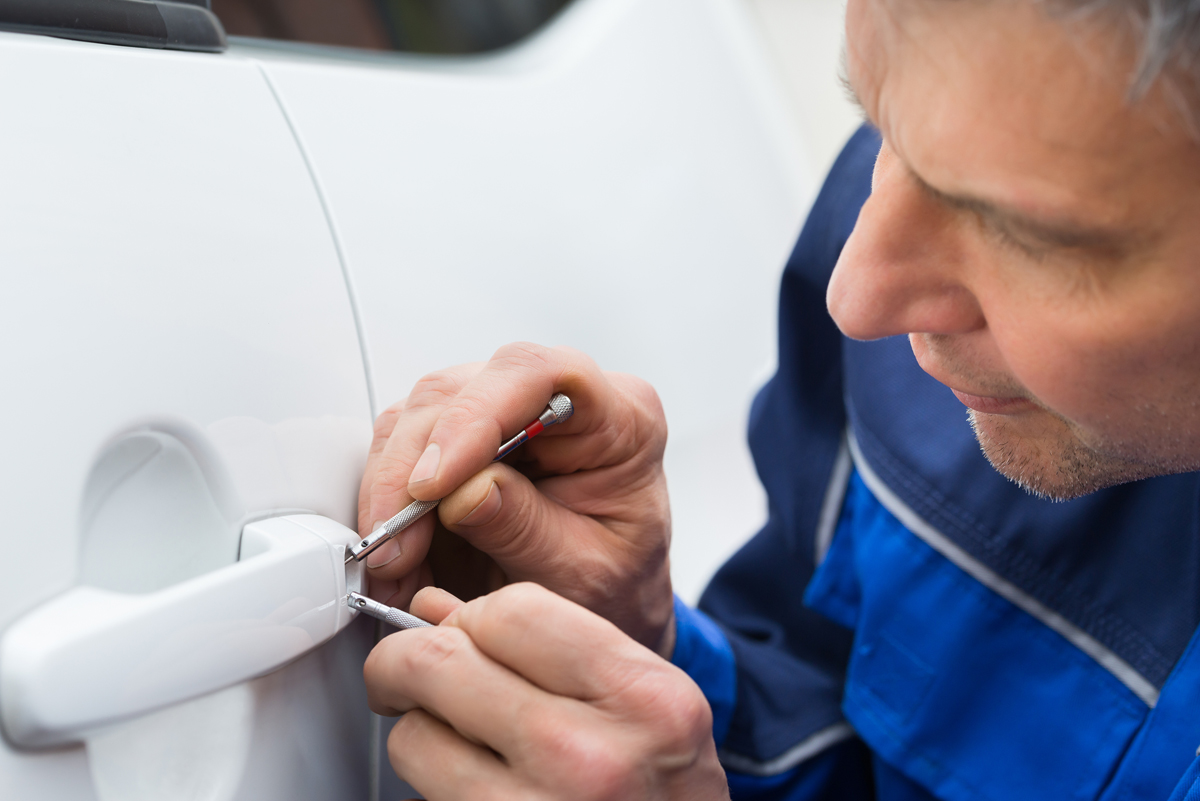 trustedlocaluk's tweet image. AS Locksmiths are Farnworth's emergency locksmith and auto locksmith and are available 24/7.   #FarnworthLocksmith #LocalLocksmith  #LockRepairs #LockReplacement #VehicleEntry #CarKeyReprogramming  #AutoUnlocking #LostKeys #QuickResponse ez3.uk/AYiBm