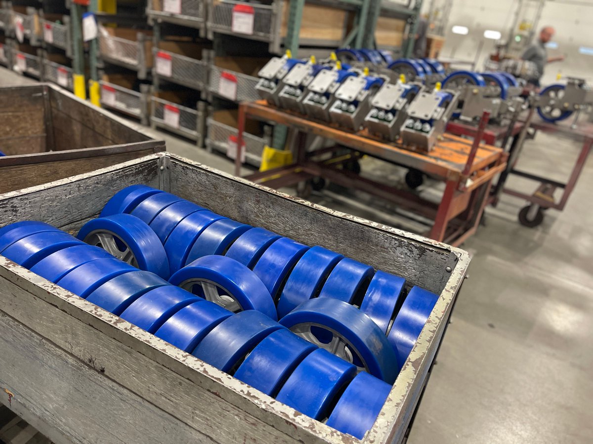 Hamilton_Caster's tweet photo. We're springing right into the new year with 68 of these #Aerospace spring loaded #casters. ๐
When you need to support and protect important loads look at Hamilton's Shock Absorbing Caster: https://t.co/eq764qIBOU
#defense #americanmade #ergonomics #hamiltoncaster https://t.co/mlDkyGcU2c