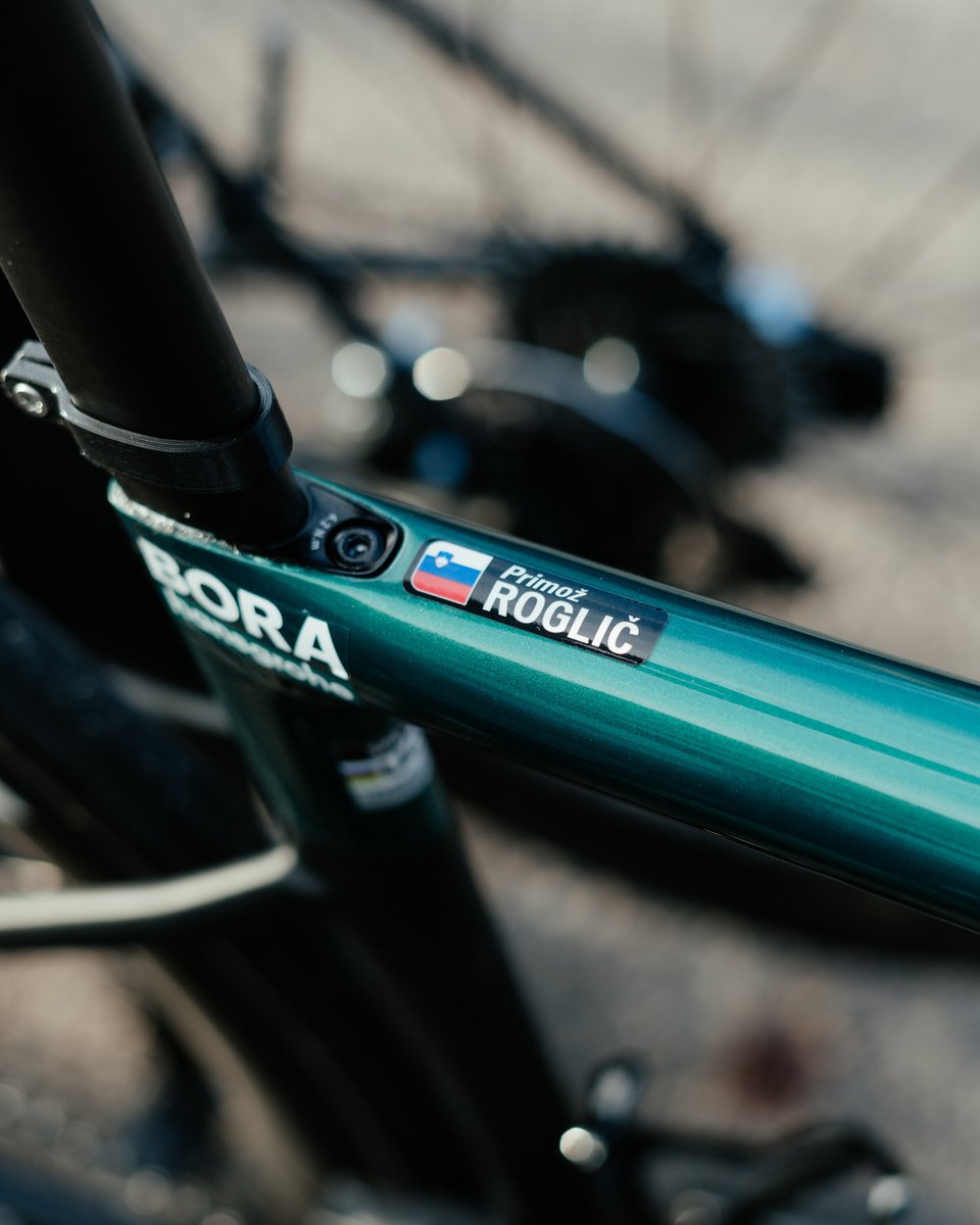 RBH_ProCycling's tweet image. We are thrilled to finally see you in our jersey - once again, welcome @rogla !
Over the next few days we will be presenting our new team members in their new look. 

📸 Matthis Waetzel

#borahansgrohe #newseason #season2024