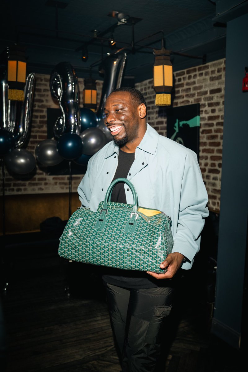 TutuThtGuy's tweet image. Celebrated life this past weekend