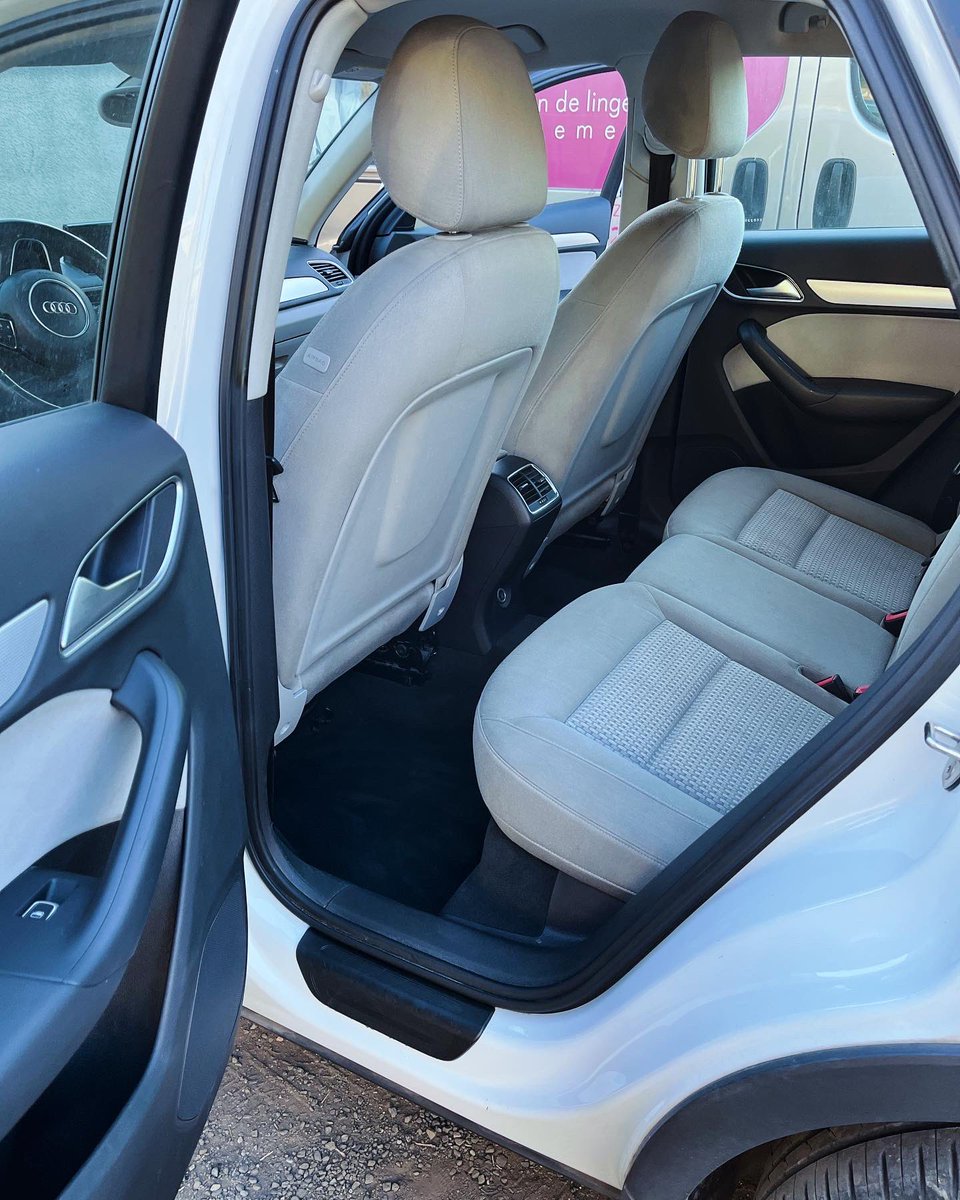 AutoCleanDetai2's tweet image. Avant/Après Audi Q3 #Detailing #LavageAuto #Audi