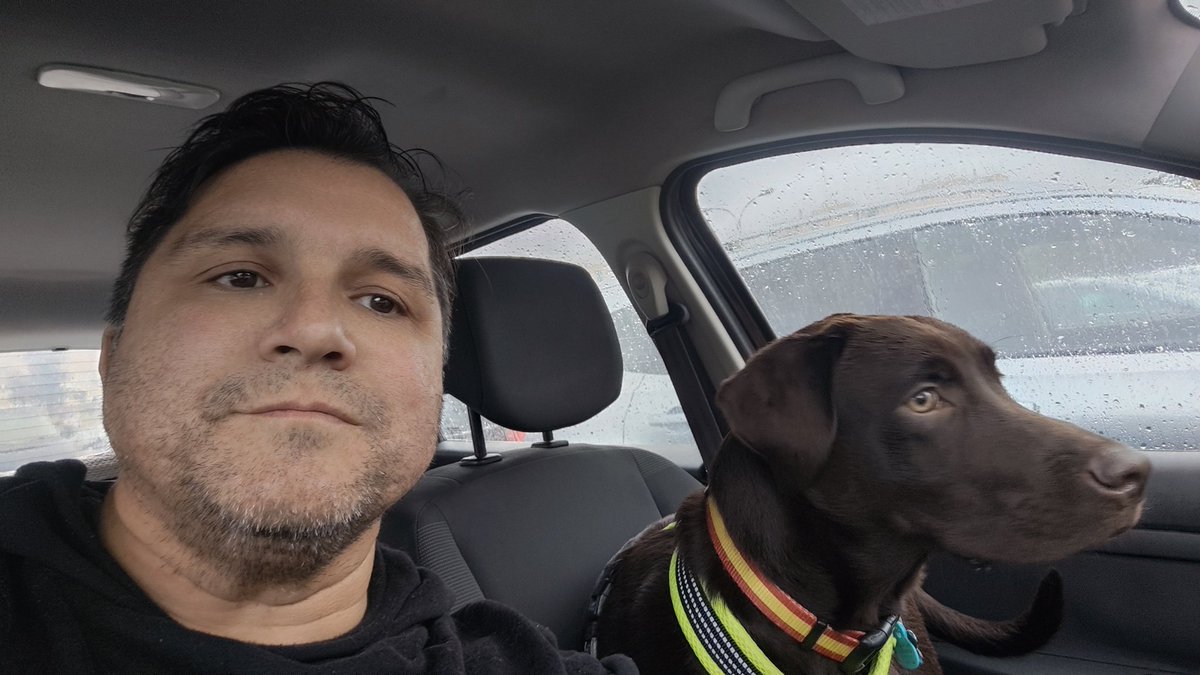 rafaelmml's tweet photo. Con mi fiel compañero https://t.co/Q7UXHKMxhO