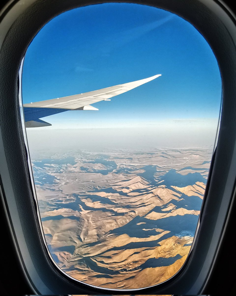 Boarded the plane at Heathrow last night. Woke up to this view 7000 miles later. Blows my mind that we can now reach the far side of the world in under 15hrs. We are living in the future. #SouthAmerica #WildlifeFilming #NatureDocumentary #WildlifeTV