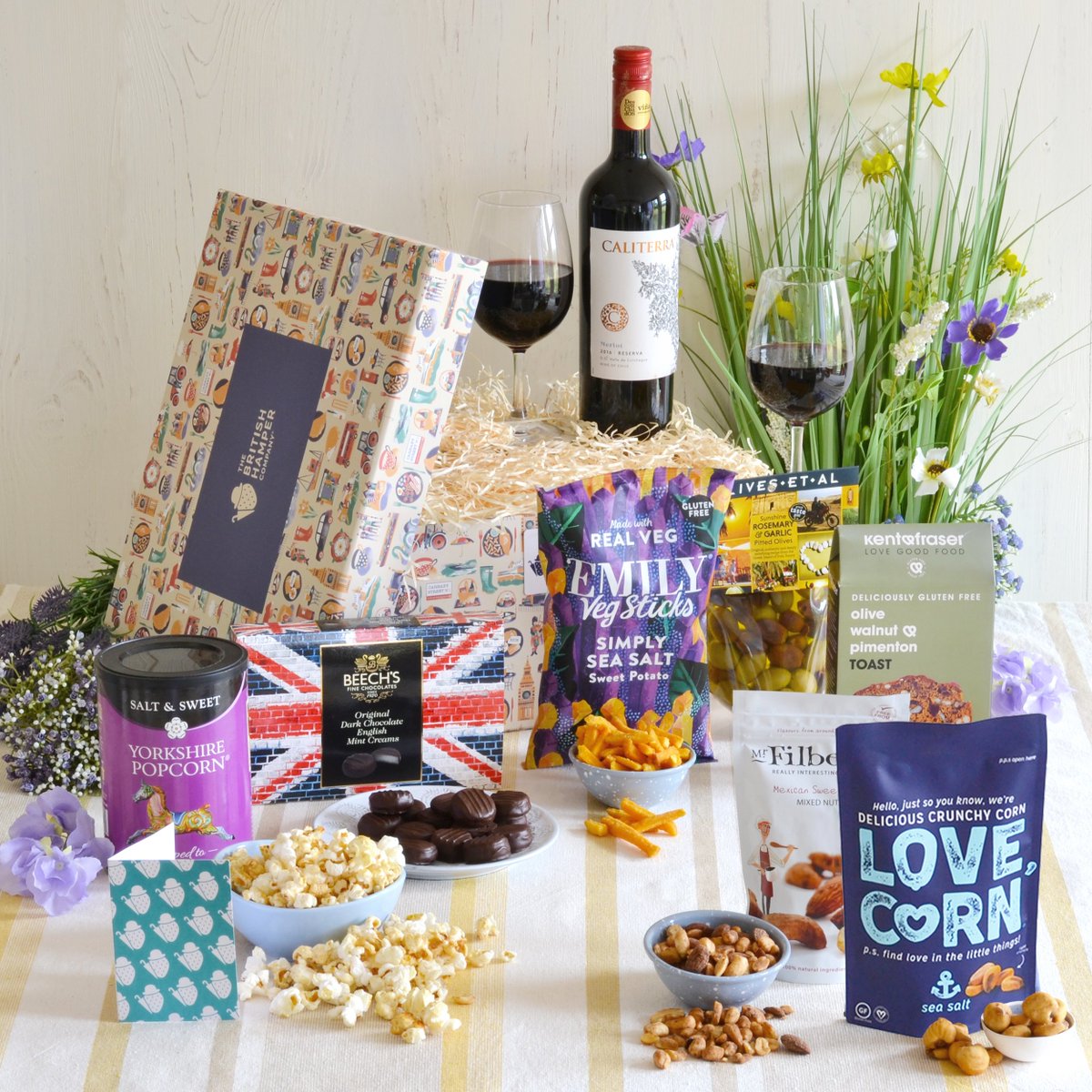 Know someone taking part in Veganuary? 🌱 Treat them to a selection of vegan delicacies with one of our hampers - perfect for sampling a variety of gourmet plant-based delights. Browse the range here - britishhamper.com/uk/audience/sp… #Veganuary #Vegan #PlantBased #UKHampers