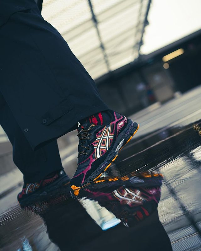JustFreshKicks's tweet photo. Naruto Shippuden x ASICS Gel-NYC Releasing This Week https://t.co/cMuUucci61 https://t.co/QBeAJMpv28