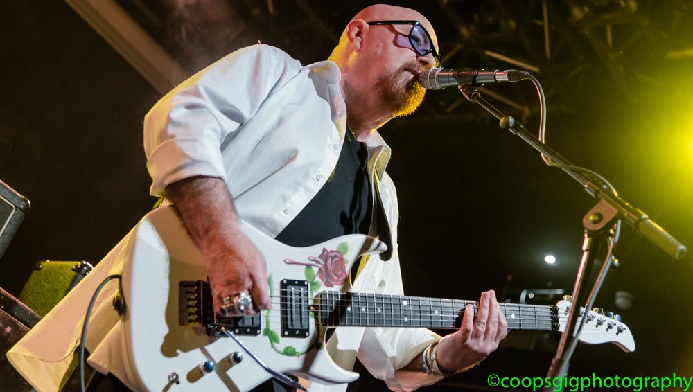 gary cooper tweet media