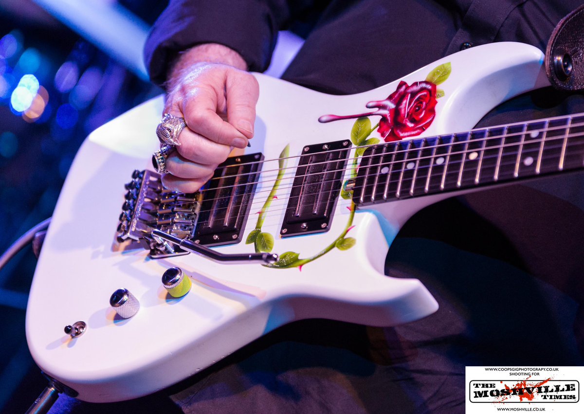 gary cooper tweet media