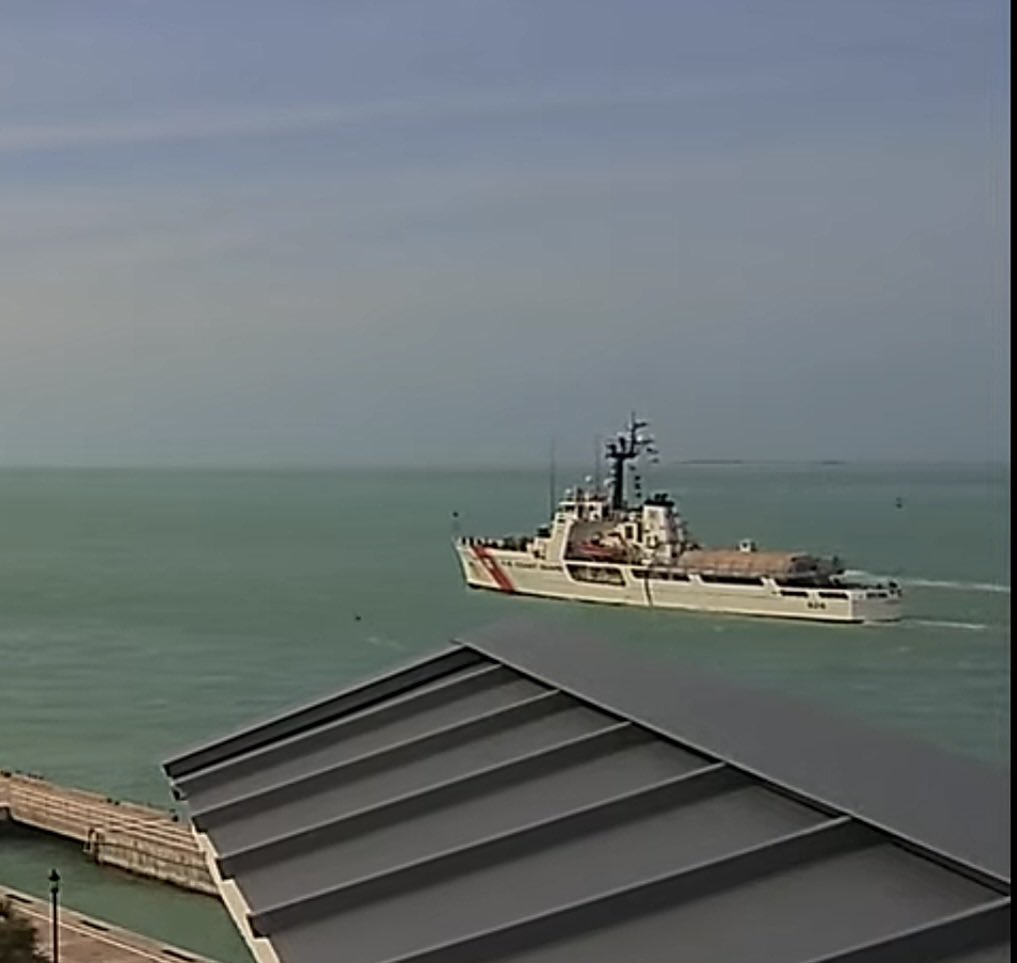 WarshipCam's tweet photo. USCGC Dependable (WMEC-626) medium endurance cutter leaving Key West, Florida - January 9, 2024 #uscgcdependable #wmec626
SRC: webcam https://t.co/Y5QD5gWbKe