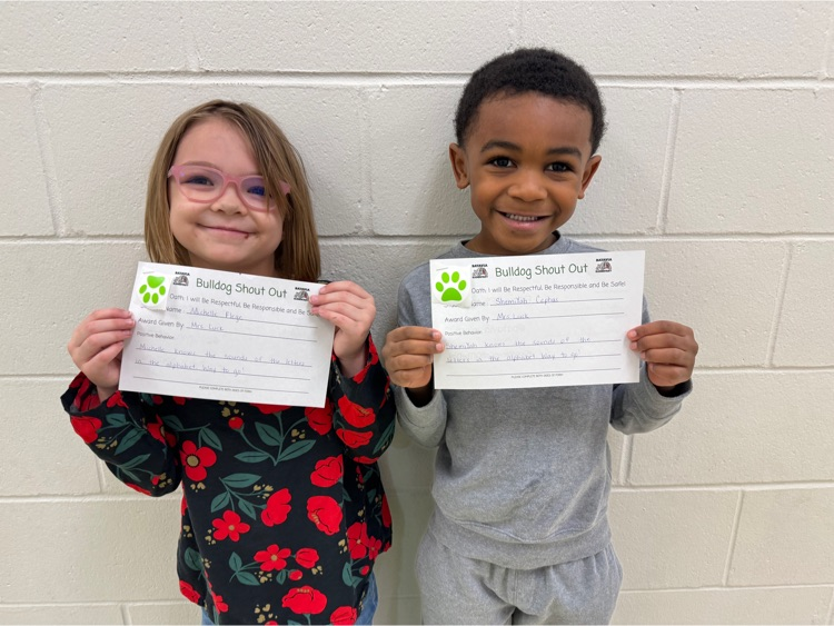 batavia_elem's tweet photo. #BulldogShoutOut #GoodNewsCallOfTheDay https://t.co/9bHmPjxWgZ