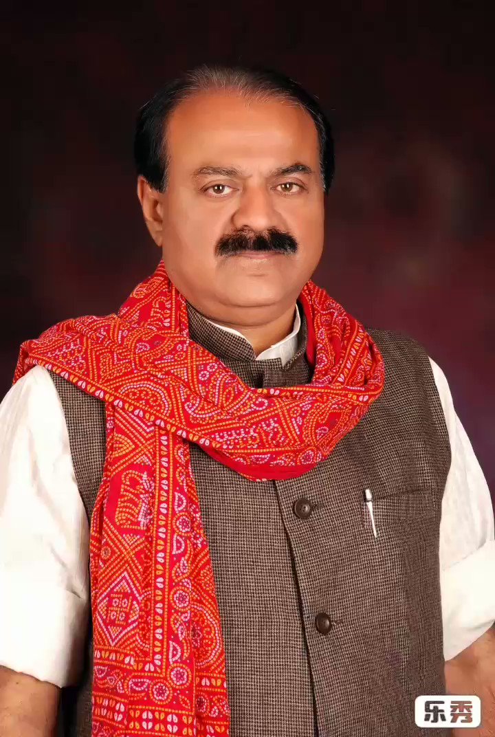 KapilPatil_'s tweet image. चतरा, झारखंड से भारतीय जनता पार्टी के लोकसभा सांसद श्री. @SunilSingh_BJP जी को जन्मदिन की हार्दिक शुभकामनाएं । आपके अच्छे स्वास्थ और दीर्घायु की कामना करता हूँ ।
#sunilkumarsingh