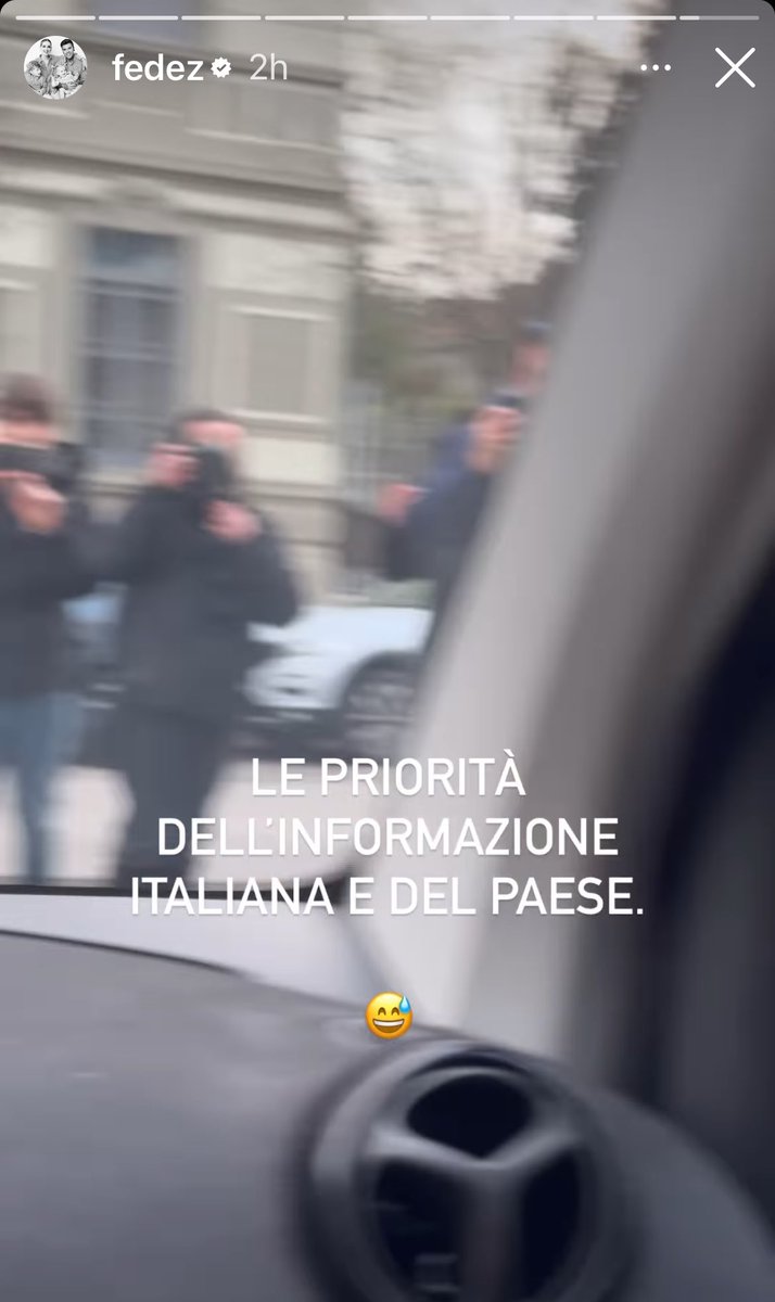 myrtamerlino's tweet image. Voglio dire a #Fedez che se fai notizia per tutta la vita e i mass media ti servono quando le cose vanno bene, devi sapere che i mass media ci sono nella buona e nella cattiva sorte. E il fatto che tua moglie sia indagata per truffa aggravata è una notizia
#PandoroGate