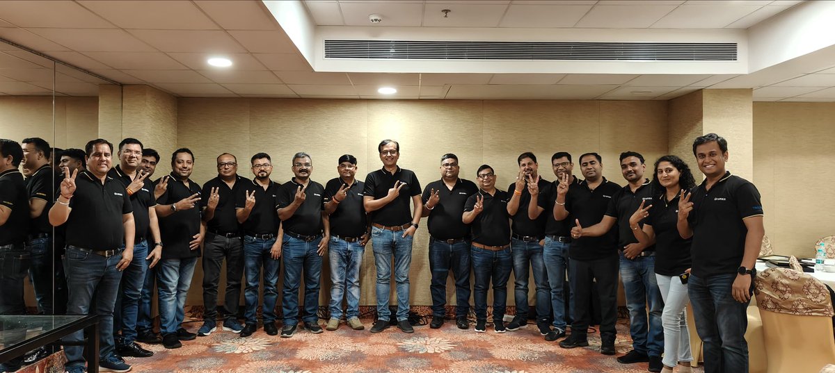 Ravi15168's tweet photo. Setting goals is an effective way to increase motivation and to help you to create the changes you want. It can be used to improve relationship, improve productivity at work.

After successful Q3 Performance, Team Gromax is gearing up for Q4 
@GromaxAgri @MahindraRise https://t.co/SEBTgELuSH