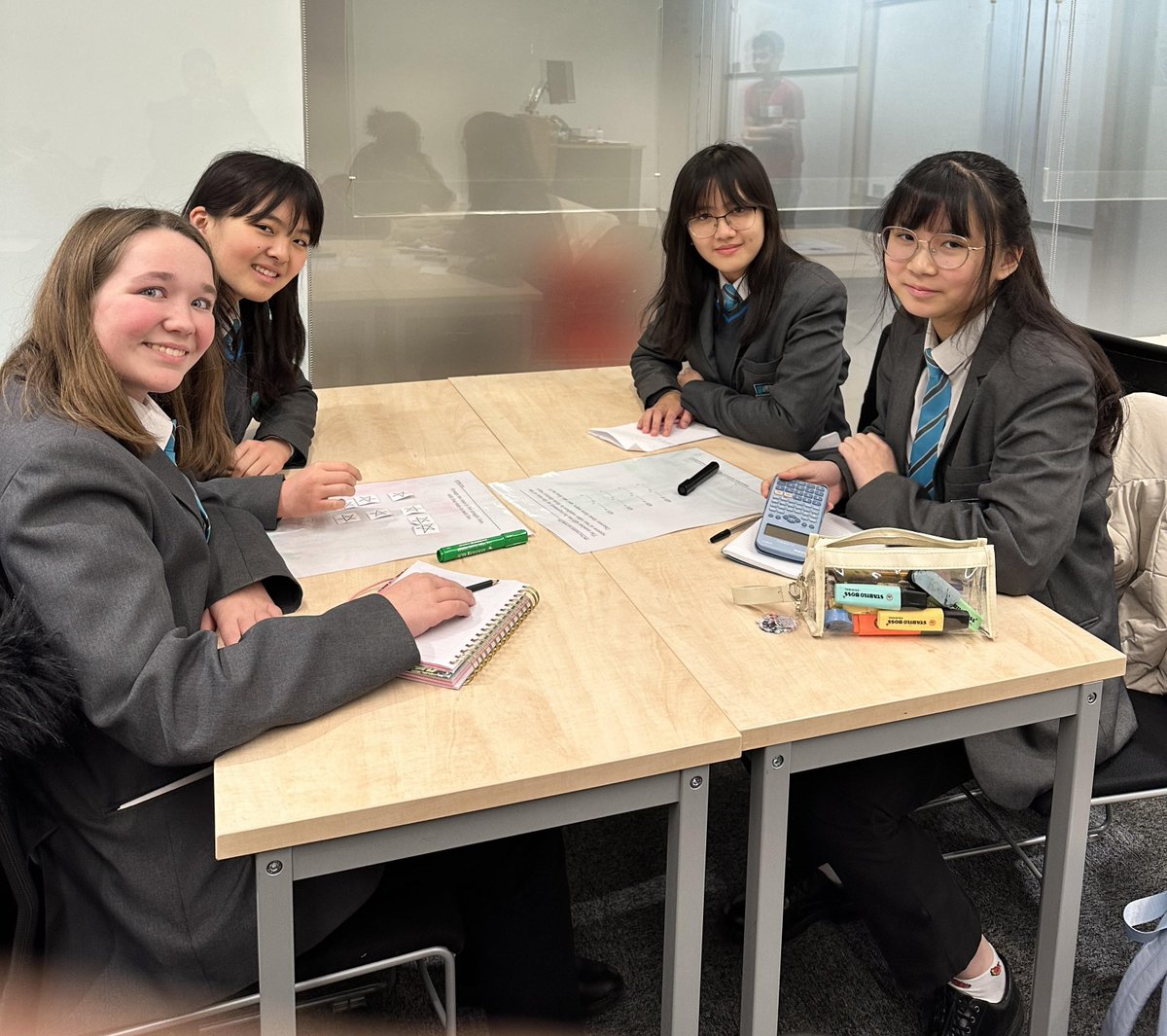 JhsMaths's tweet photo. This week, 12 Year 9 students visited the Mathematical Institute, University of Oxford for the 'It all adds up' conference to hear from speakers on 'The mathematics of space flight', 'Mathematics and Chocolate', career workshops followed by a Q&amp;A session and some hands on Maths. https://t.co/sGeK80QxxW