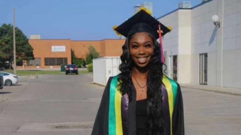 Raneilia Richards, 19, was meant to start college this week, Peel Police Chief Nishan Duraiappah told reporters Tuesday. She was killed was standing in front of a Mississauga nightclub last month. Police say she was not the shooter's intended target. toronto.ctvnews.ca/a-bright-futur…