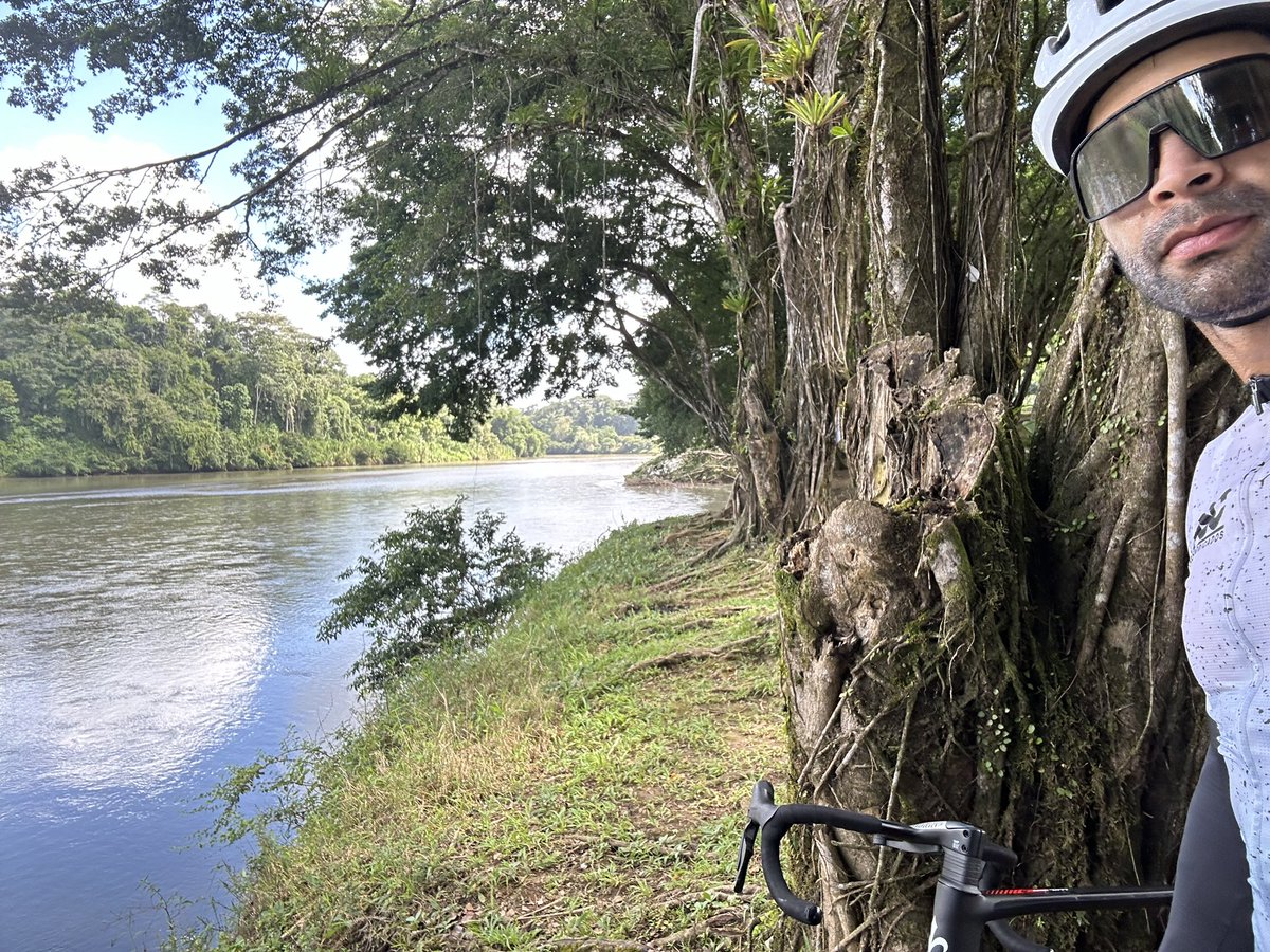 🚴🏾😁